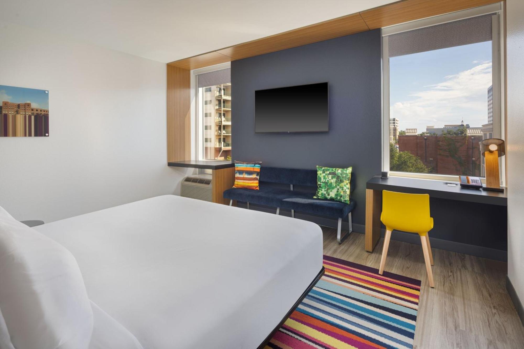 Aloft Tallahassee Downtown Exterior foto