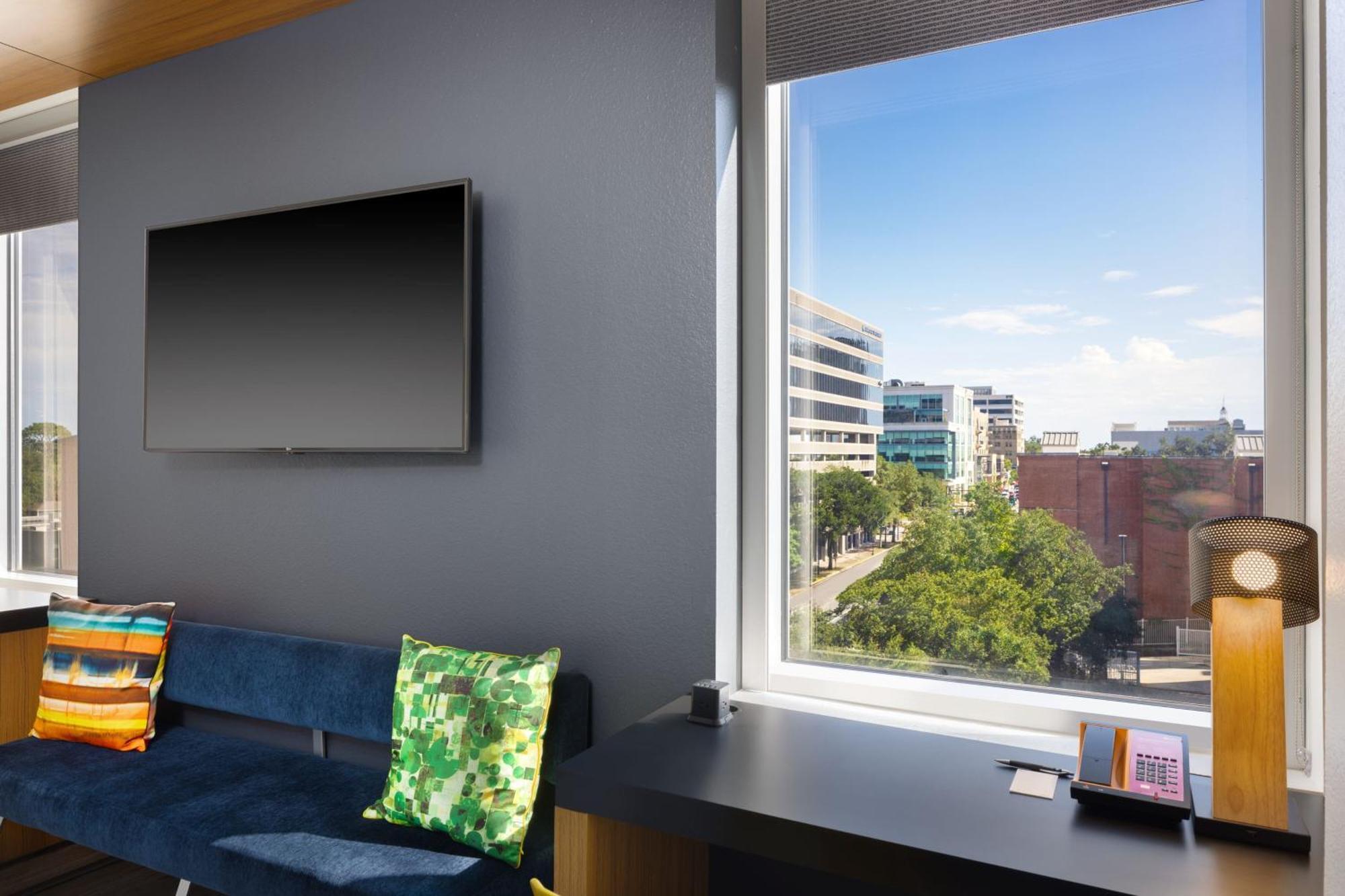Aloft Tallahassee Downtown Exterior foto