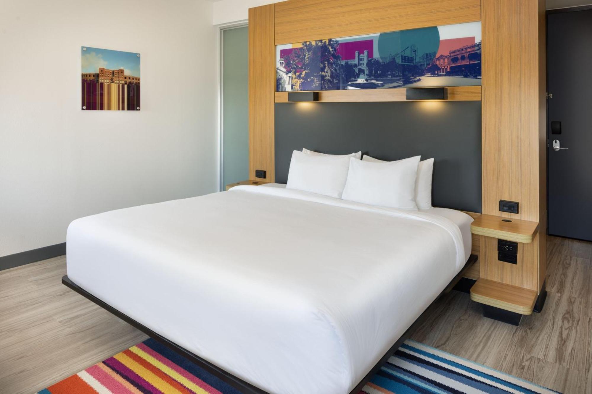 Aloft Tallahassee Downtown Exterior foto